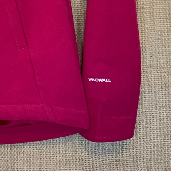 THE NORTH FACE Windfall Hooded Jacket Magenta Womens XS - Picture 6 of 7